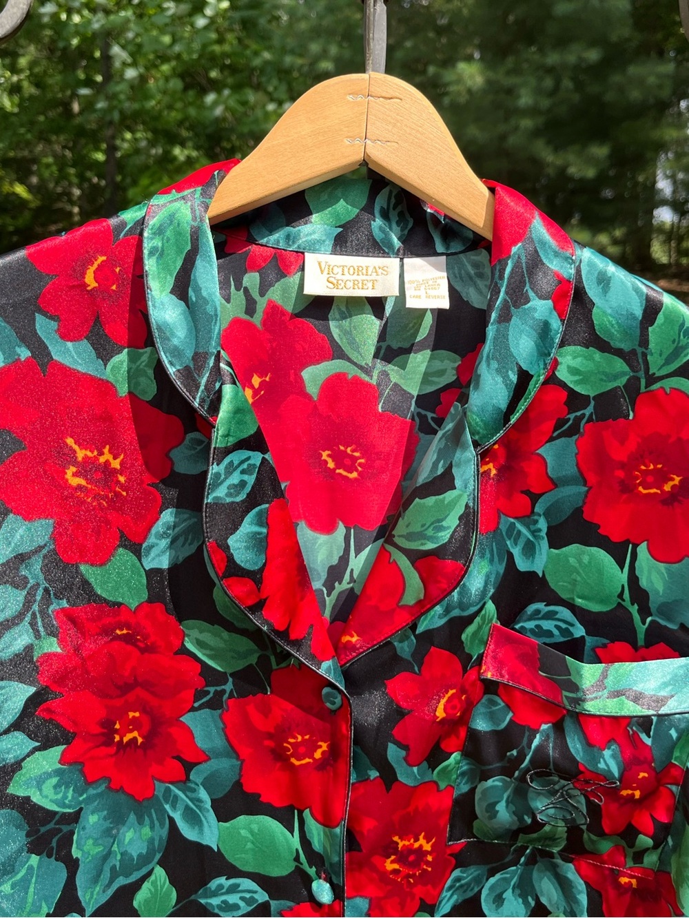 90s Victoria’s Secret Gold Tag Satin Floral Button-Up Pajama Shirt Glam Retro - Picture 10 of 15